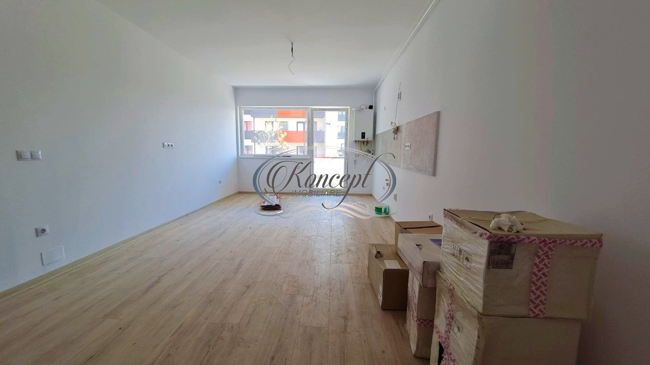 Apartament cu 3 camere, zona Petrom