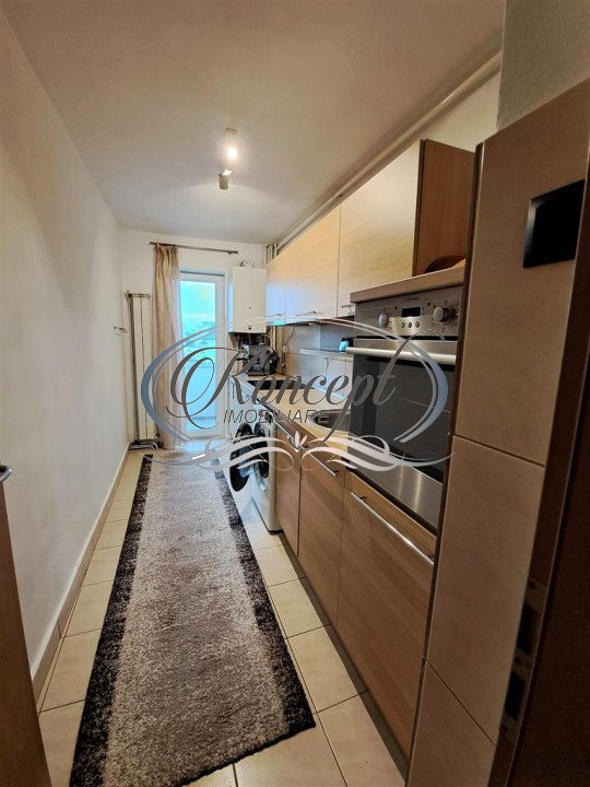 Apartament cu 3 camere decomandate pe str. Mehedinti