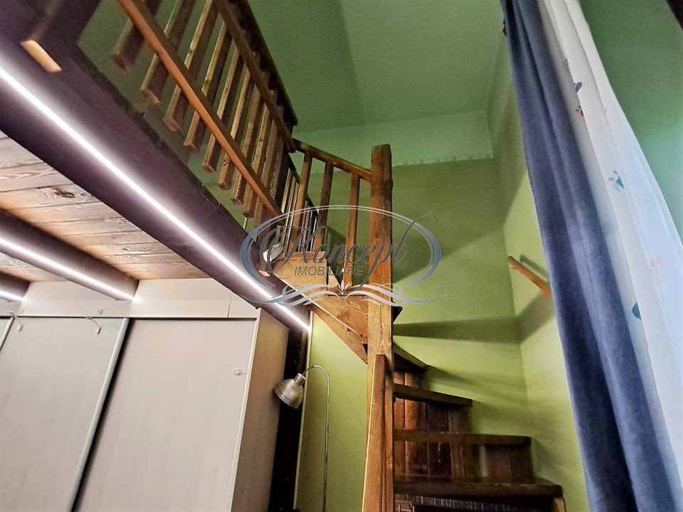 Apartament cu loft pe strada Horea