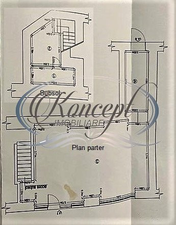 Spatiu comercial, Semicentral