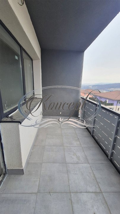 Apartament cu 3 camere si parcare