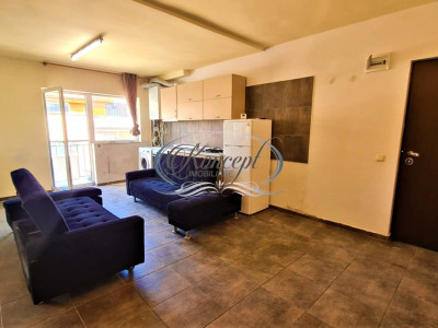 Apartament cu 3 camere si parcare, zona OMV
