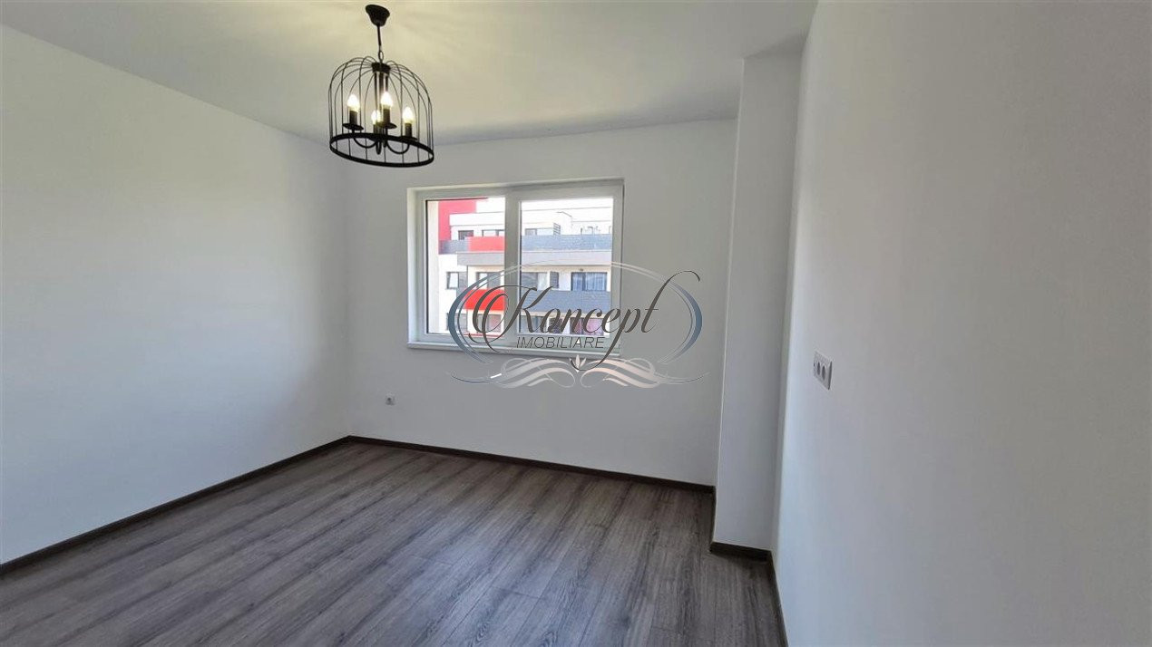 Apartament cu 3 camere finisat