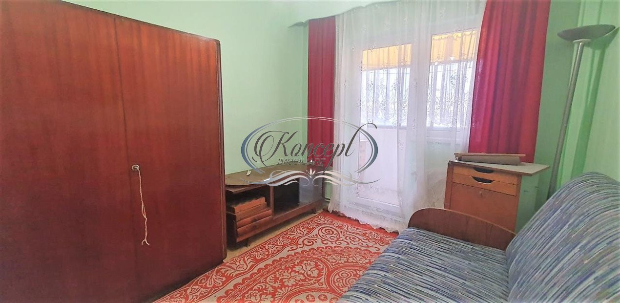 Apartament cu 4 camere, zona Minerva