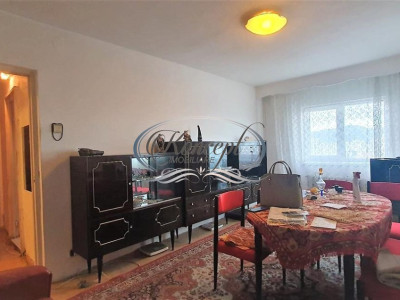 Apartament cu 4 camere, zona Minerva
