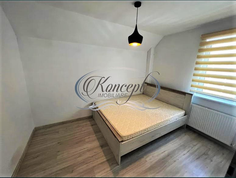 Apartament cu 2 balcoane in zona Primariei