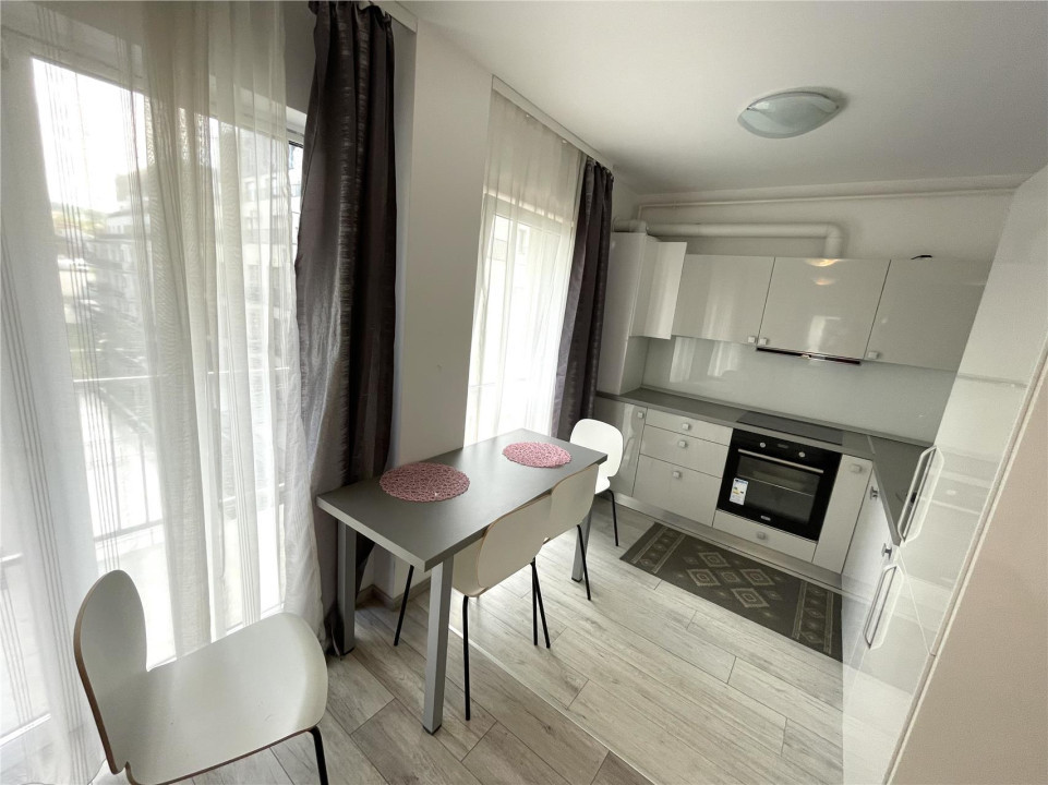 Apartament la cheie, zona Mercedes