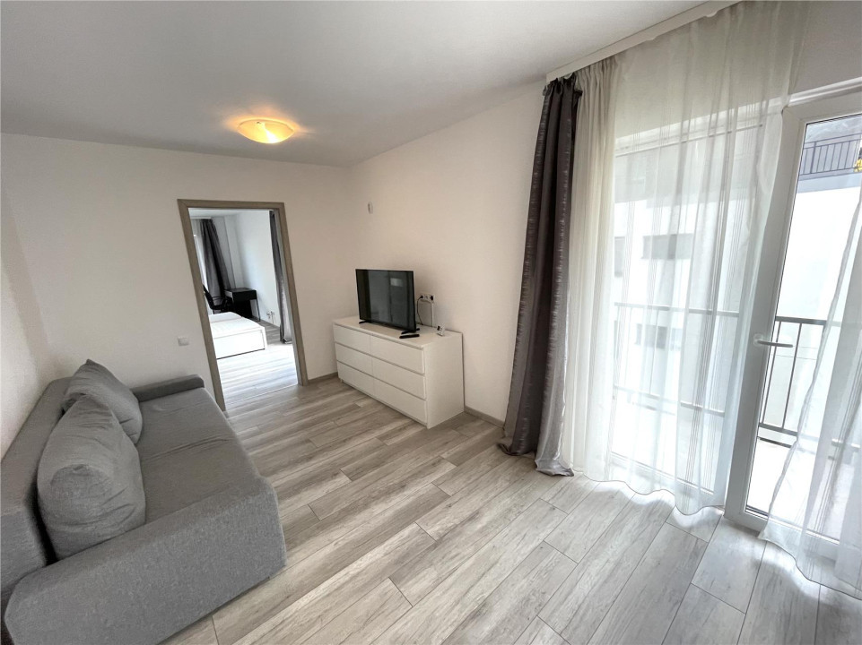 Apartament la cheie, zona Mercedes