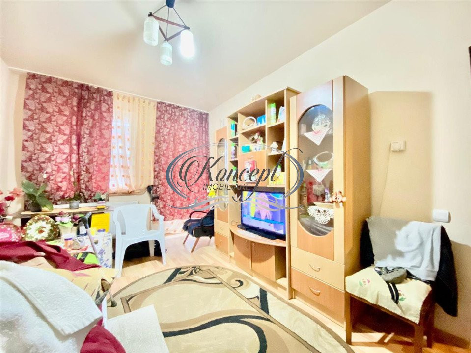 Apartament decomandat pe strada Cetatii