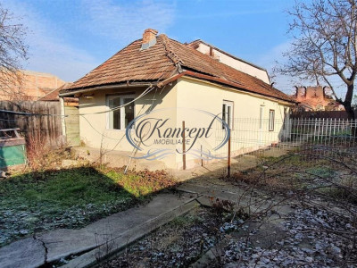 Casa cu teren zona zona str.Fabricii