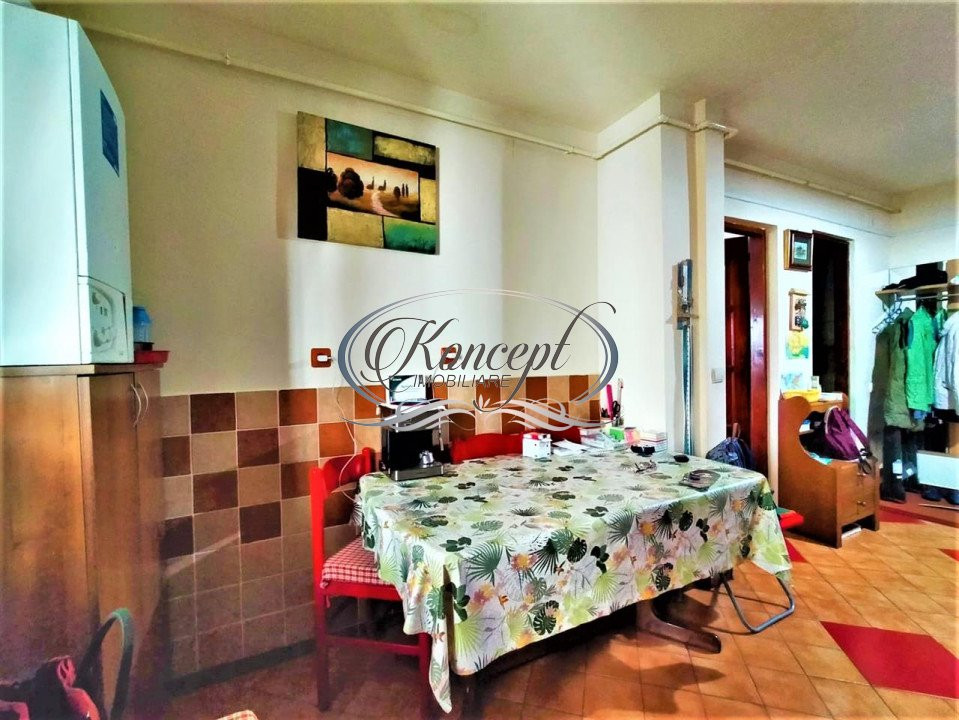 Apartament la etajul 1 pe strada Eroilor