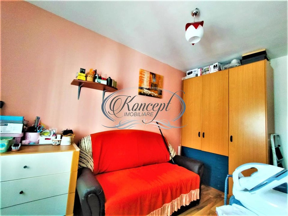 Apartament la etajul 1 pe strada Eroilor