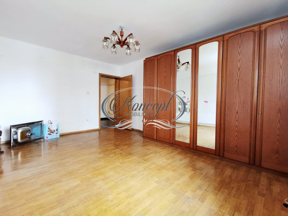 Apartament decomandat in zona Hornbach