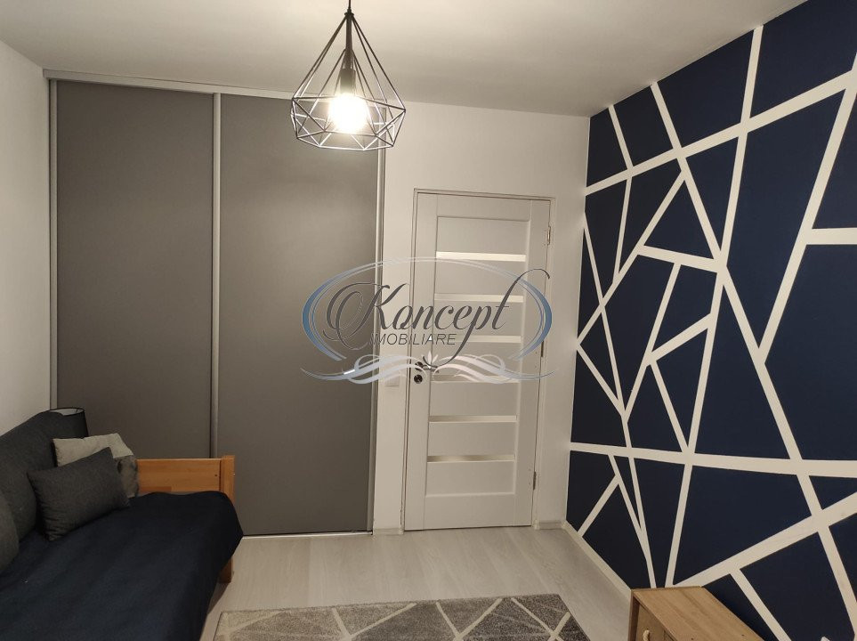 Apartament spatios cu parcare str. Stejarului