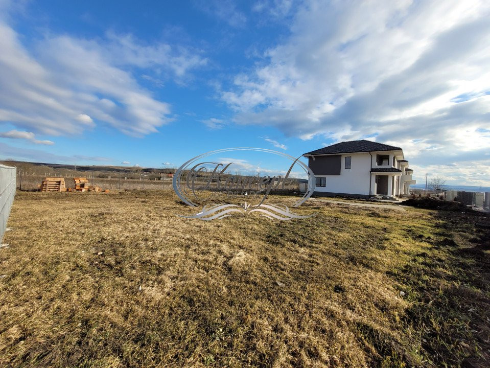 Casa cu teren de 1000 mp in Jucu, zona Han KM 17