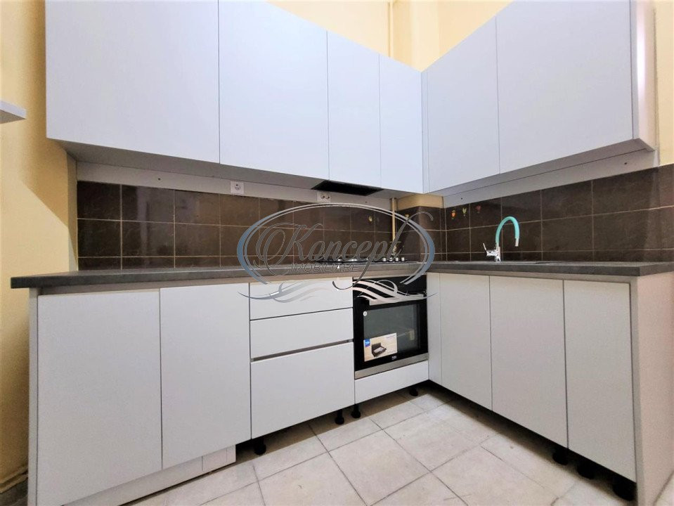 Apartament decomandat, cu gradina, langa UMF