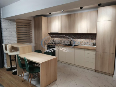Apartament la cheie, strada Eroilor