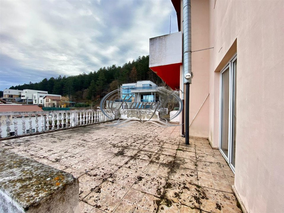 Casa cu panorama, zona Vivo