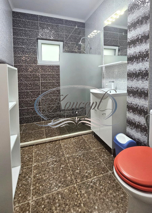 Apartament la cheie, cu parcare, strada Teilor