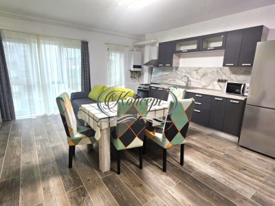 Apartament la cheie, cu parcare, strada Teilor