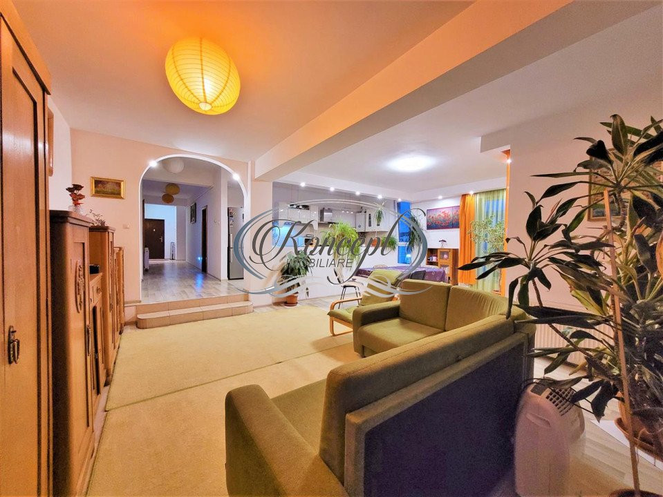 Apartament cu parcare