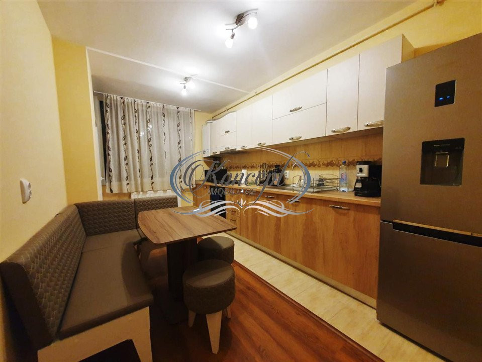 Apartament la etaj intermediar pe Edgar Quinet