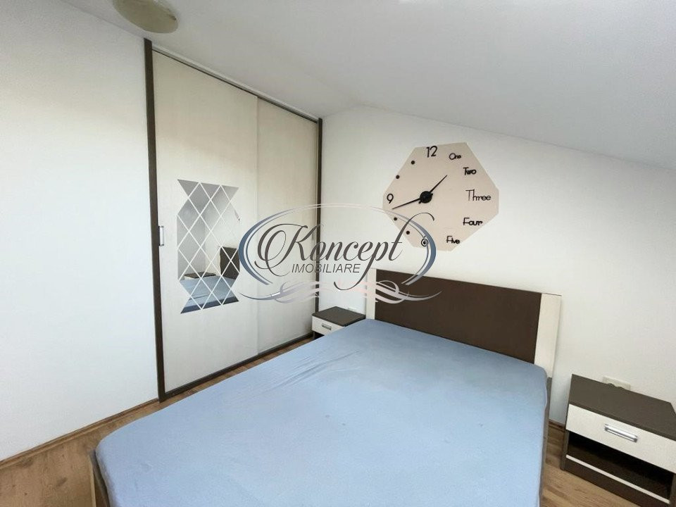 Apartament pe 2 niveluri, strada Ioan Rus