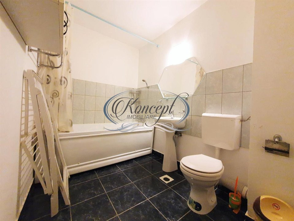 Apartament cu loc de parcare pe strada Eroilor