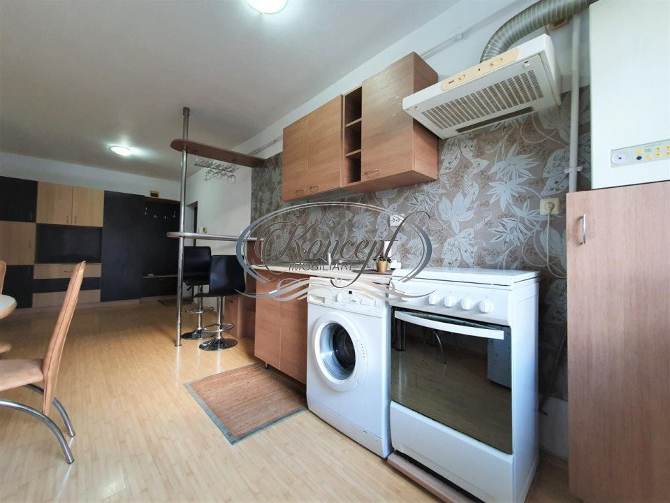 Apartament cu loc de parcare pe strada Eroilor