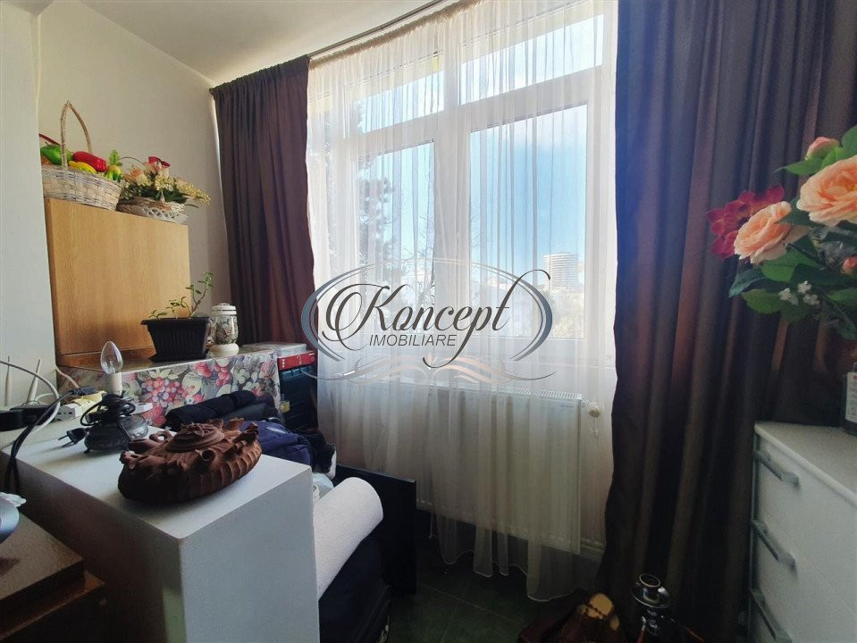 Apartament la etaj intermediar, zona Casa Piratilor