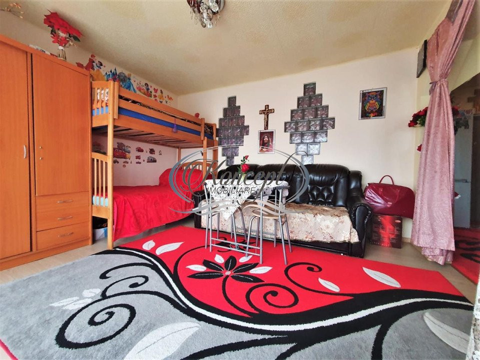 Apartament pe strada Florilor