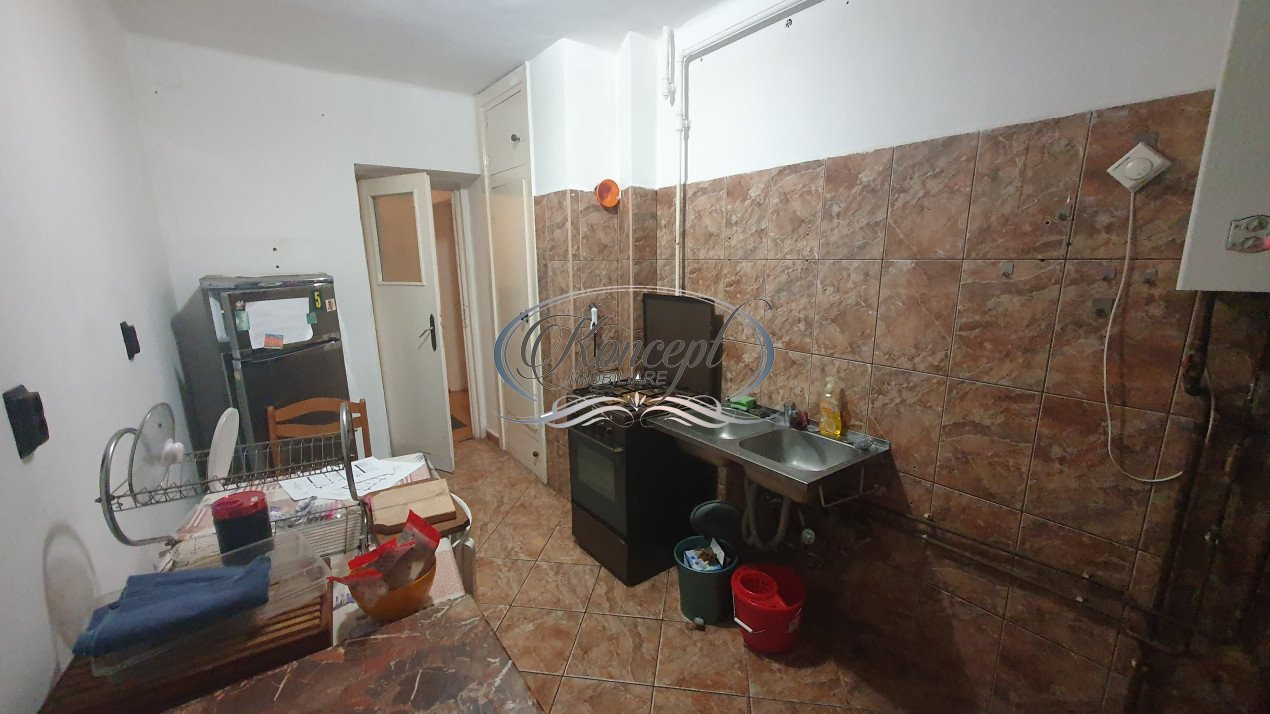 Apartament decomandat in zona Salii Polivalente