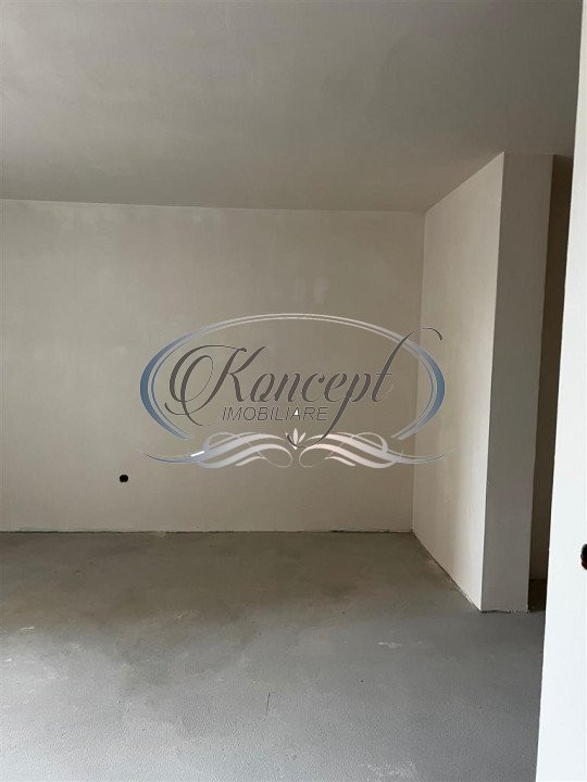 Apartament cu 4 camere zona VIVO