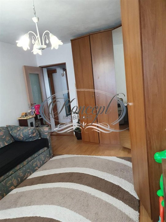 Apartament 2 camere decomandate Intre Lacuri