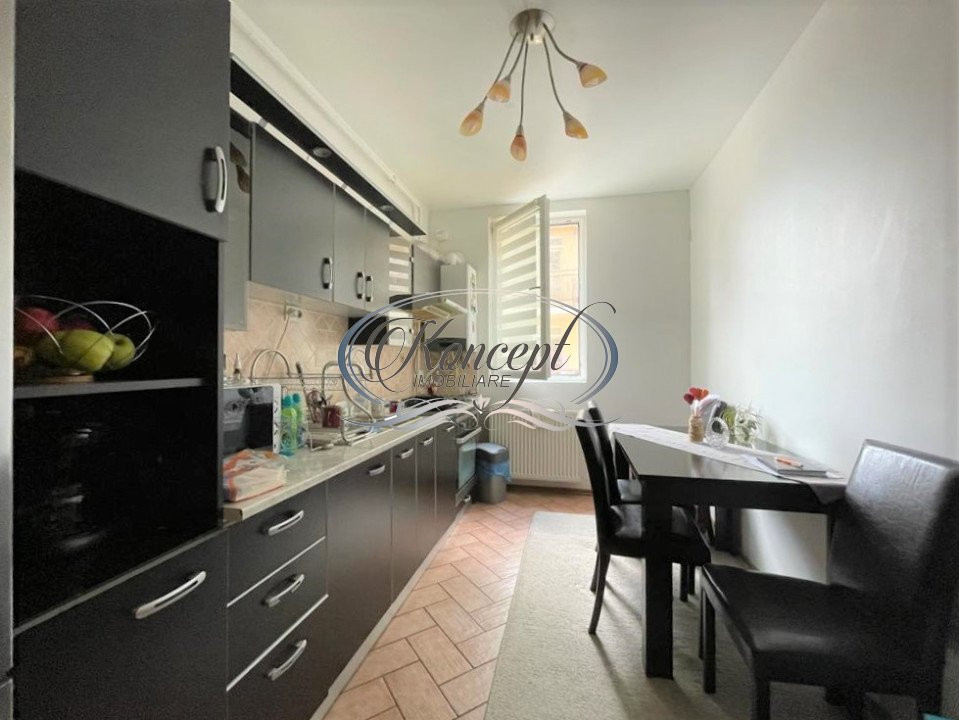 Apartament decomandat, la cheie