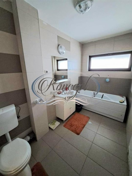 Apartament finisat cu parcare privata