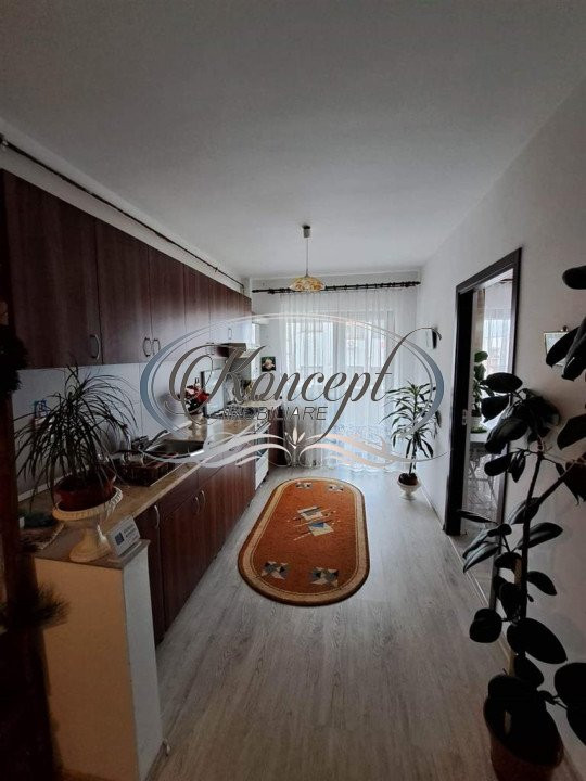 Apartament finisat cu parcare privata