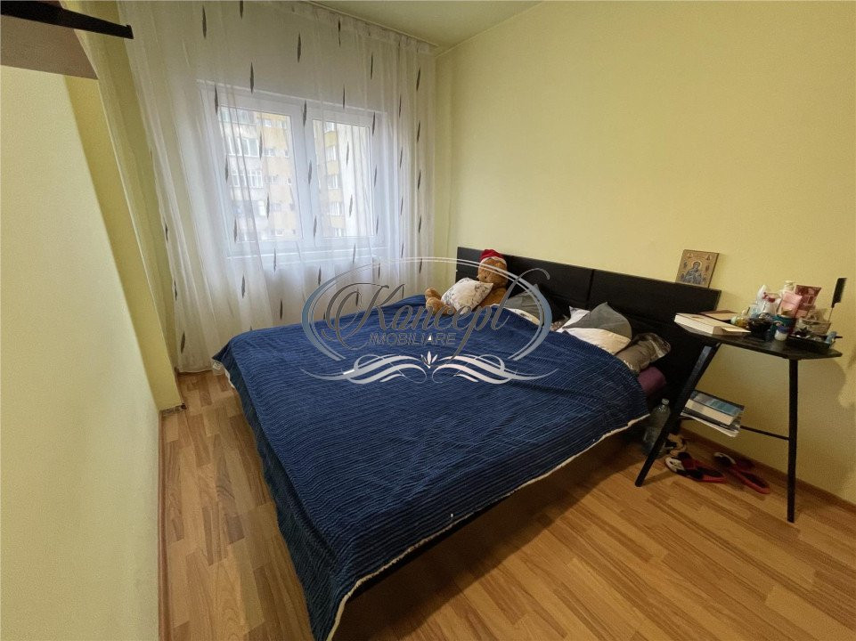 Apartament la etaj intermediar, Calea Floresti