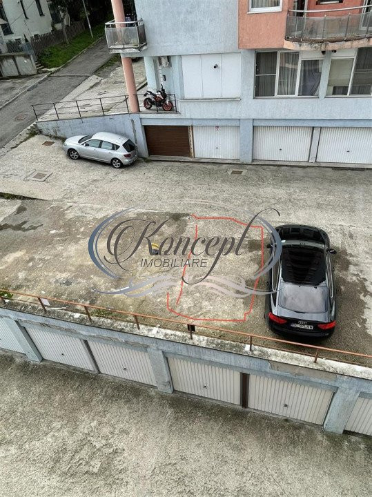 Apartament cu parcare pe str. Alverna
