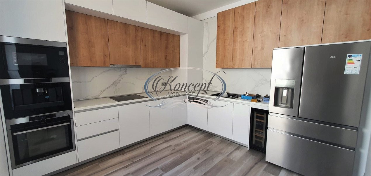 Apartament cu parcare pe strada Clinicilor