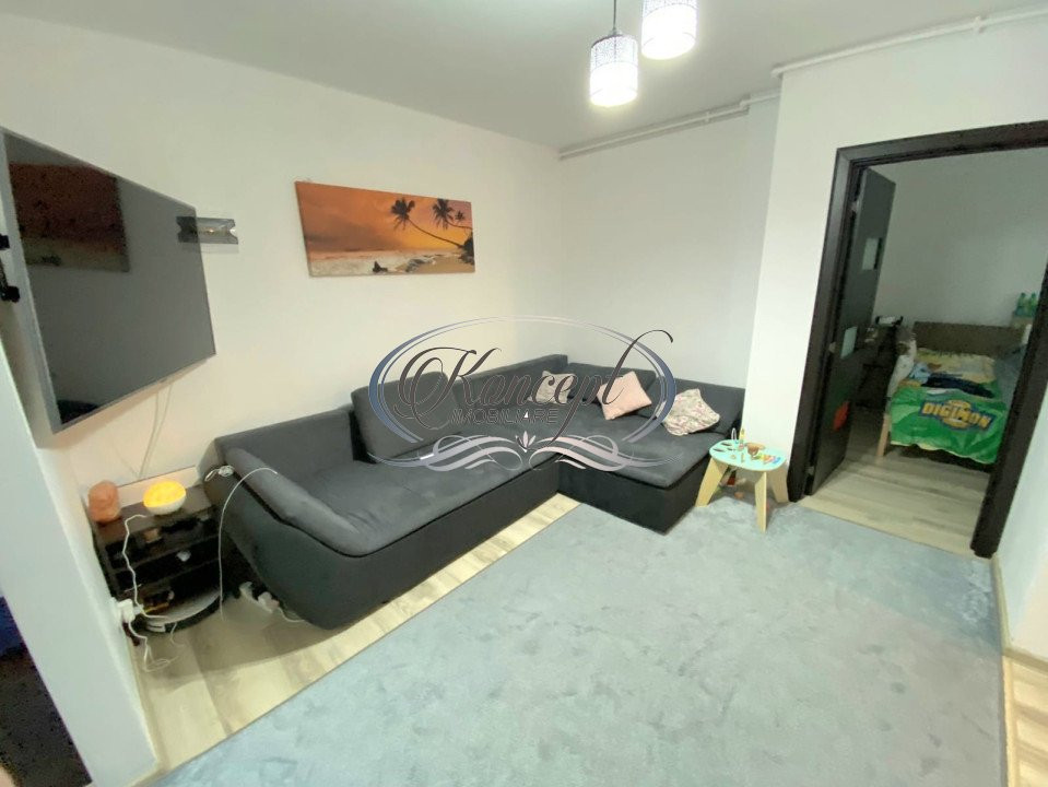 Apartament spatios, zona Metro