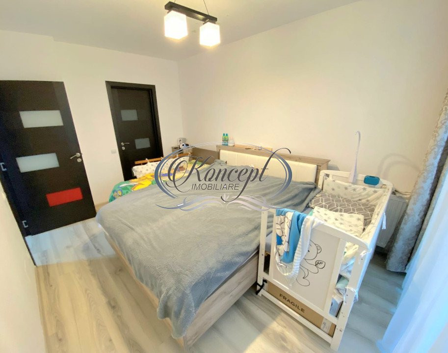 Apartament spatios, zona Metro