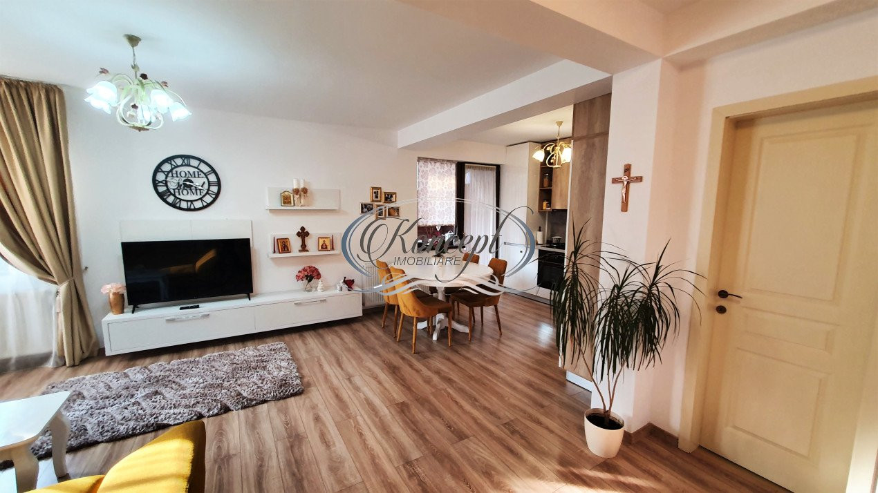 Triplex la cheie in zona Cetatii