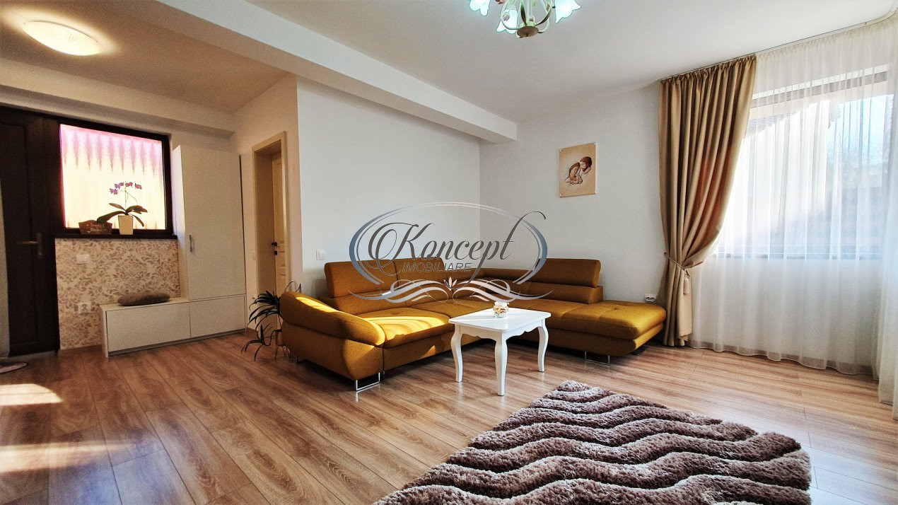 Triplex la cheie in zona Cetatii