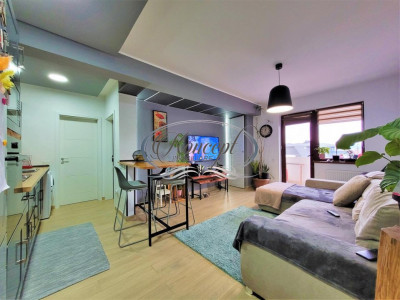 Apartament modern, cu parcare