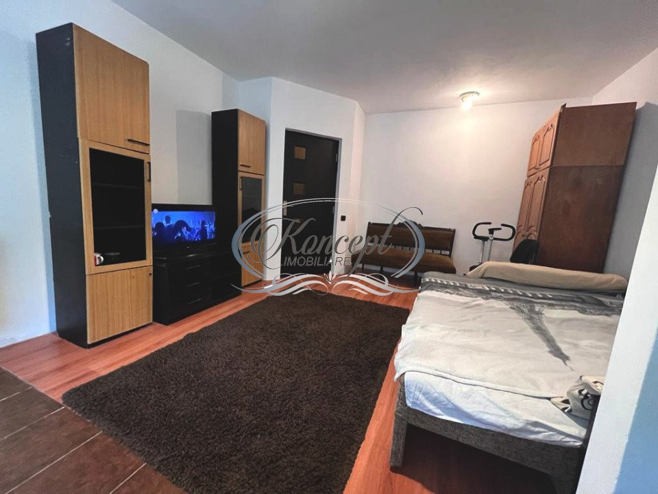 Apartament cu parcare in zona Plopilor