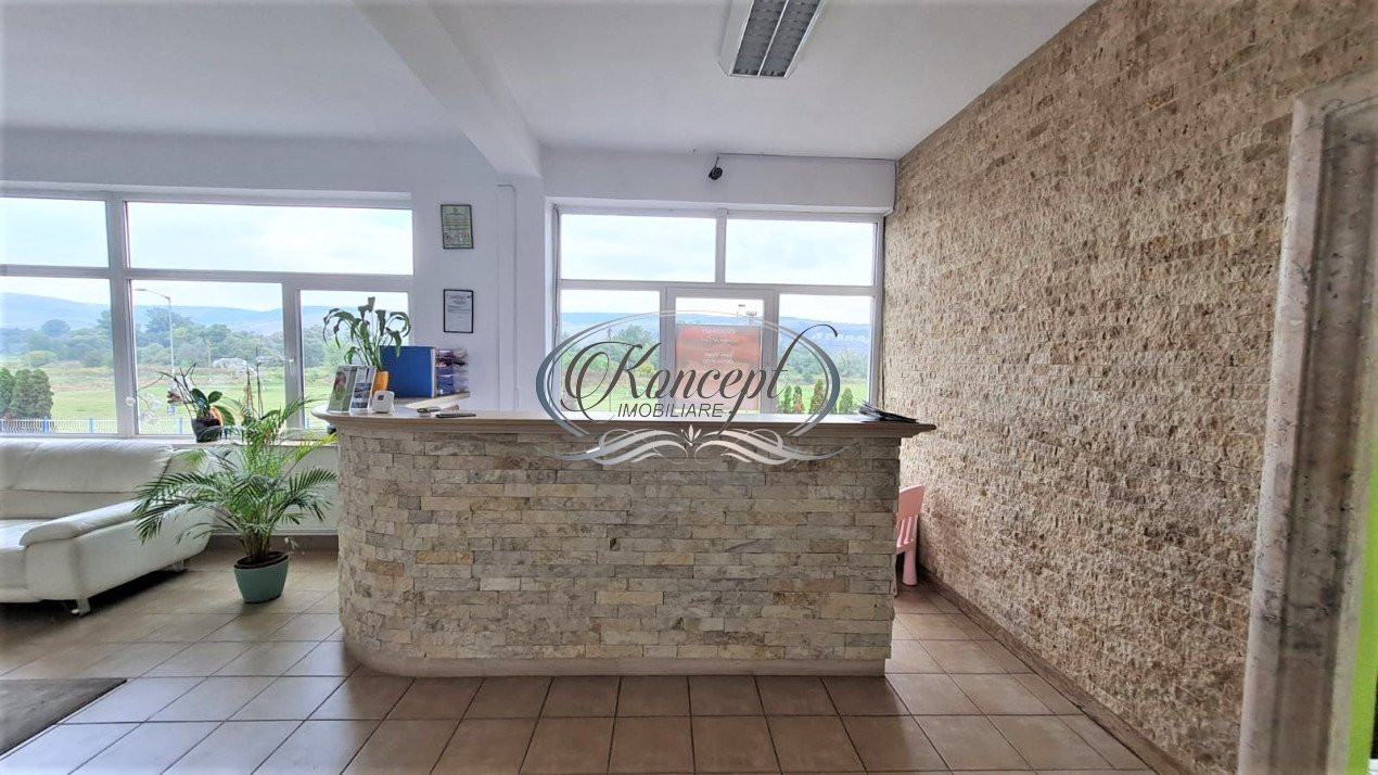 Spatiu comercial, zona Metro