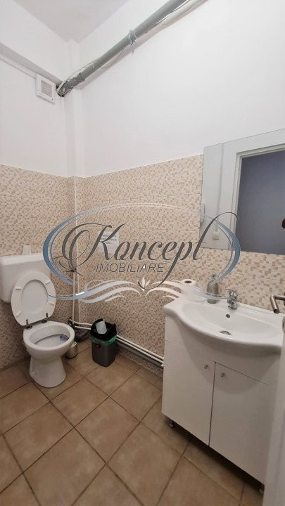 Spatiu comercial, zona Metro