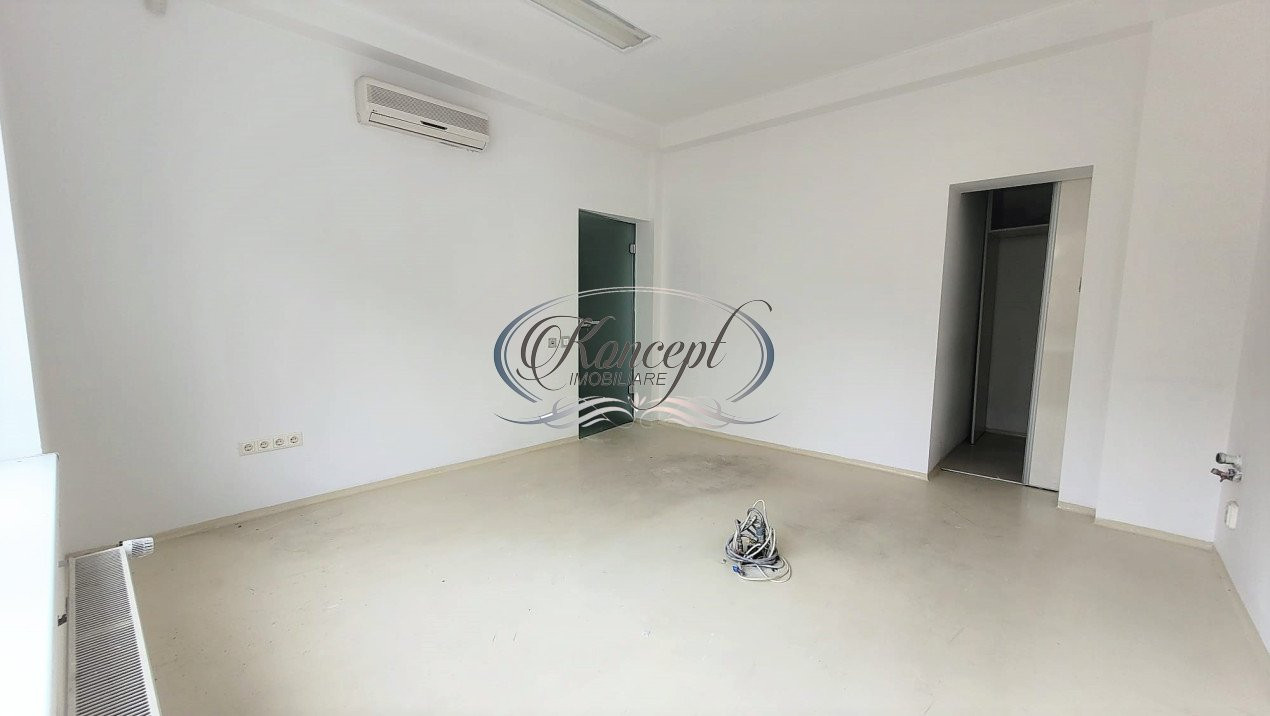 Spatiu comercial, Central