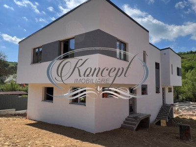 Duplex in ansamblu privat, zona Tautiului